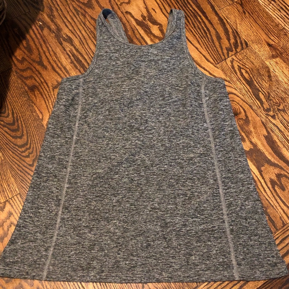 Beyond Yoga cross tank